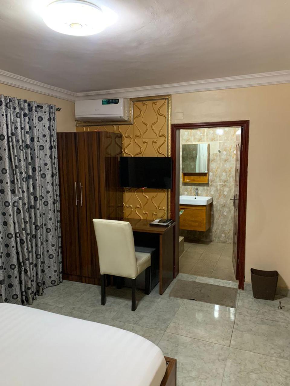 Royal Marquis Hotel Ibadan Dış mekan fotoğraf